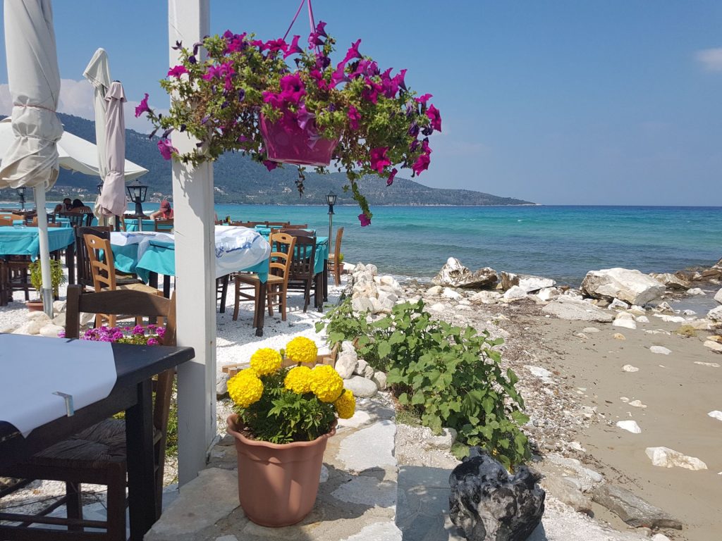 unde-stai-in-thassos-skala-potamia