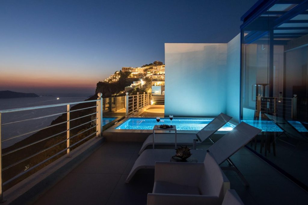 fira-santorini-unde-ne-cazam-4