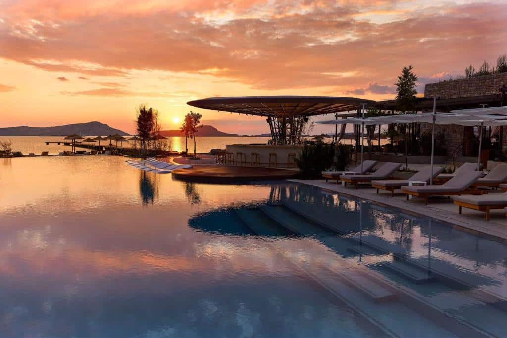 Infinity pool at W Costa Navarino