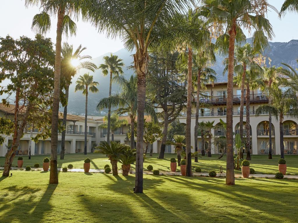 Grecotel Filoxenia beachfront resort in Kalamata