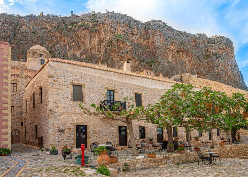 monemvasia-where-to-stay