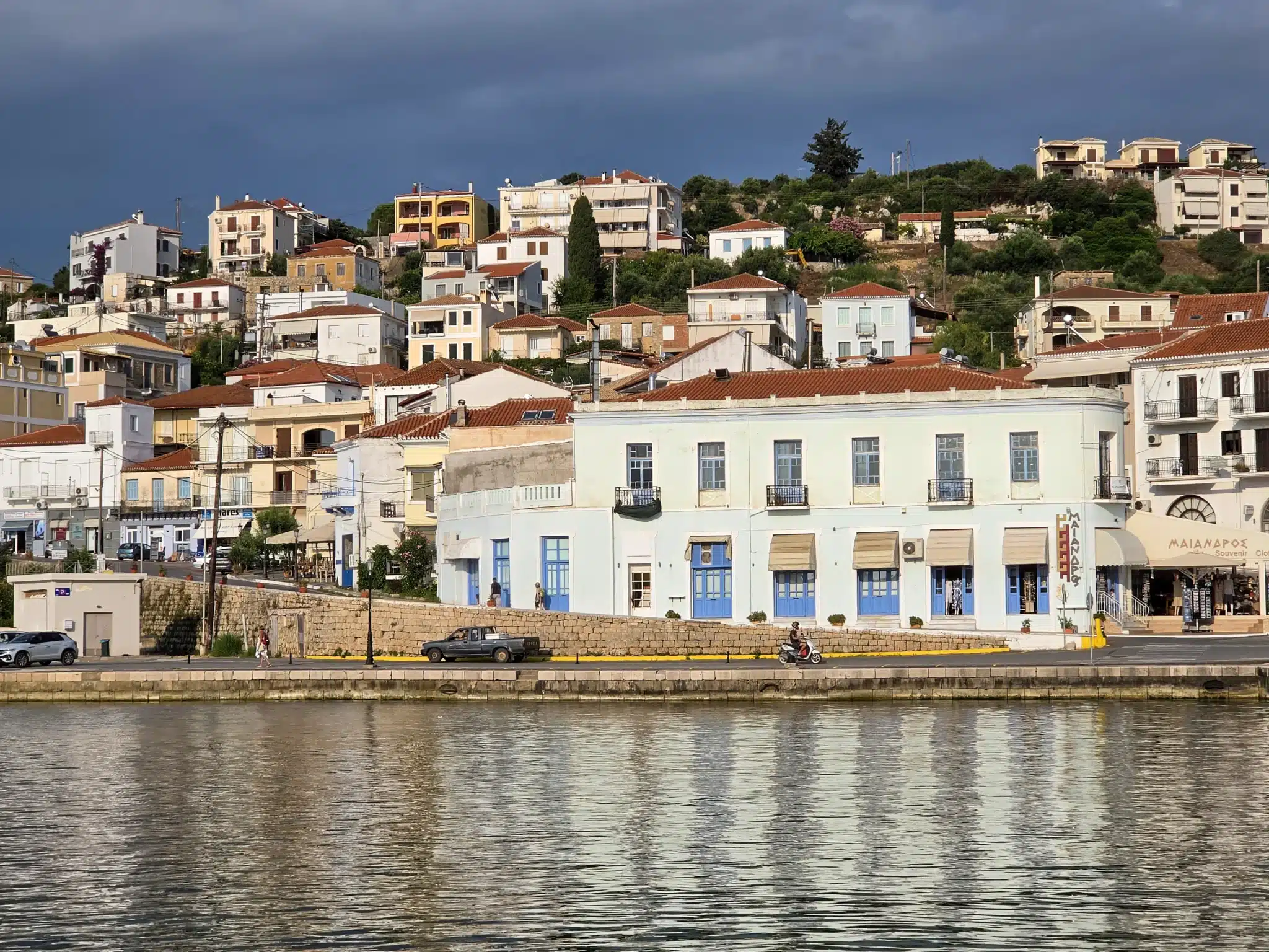 pylos-peloponnese